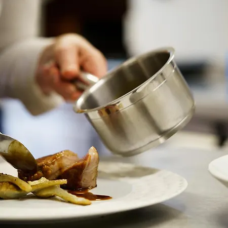 Le Clos Cathala D'hotes 3*