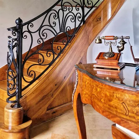 Le Clos Cathala D'hotes Saint-Paul-de-Jarrat