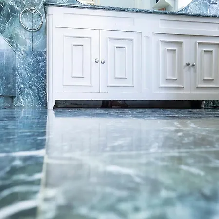 Le Clos Cathala D'hotes 3* Saint-Paul-de-Jarrat