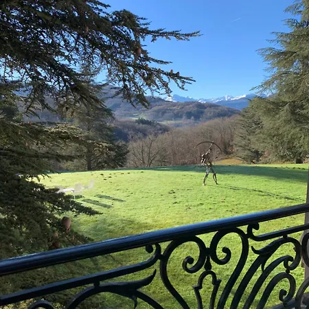 Le Clos Cathala D'hotes Hotel 3*