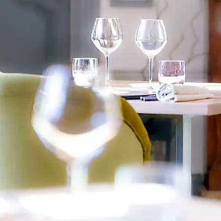 Le Clos Cathala D'hotes Hotel 3*