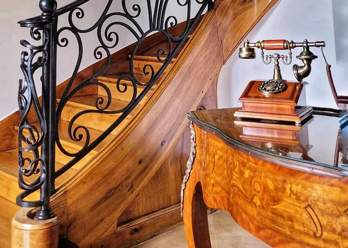 Le Clos Cathala D'hôtes Saint-Paul-de-Jarrat