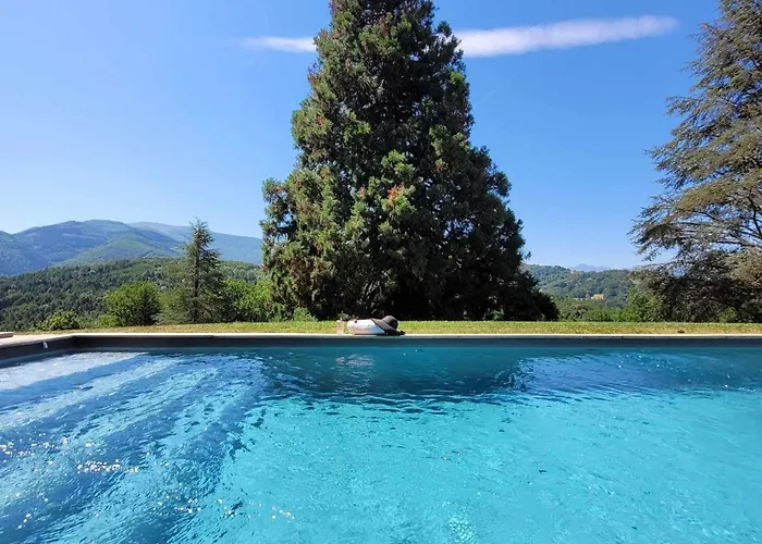 Le Clos Cathala D'hôtes Hotel 3*