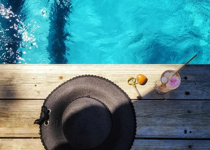 Le Clos Cathala D'hôtes Saint-Paul-de-Jarrat